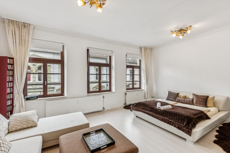 Geräumiges  Wohnzimmer